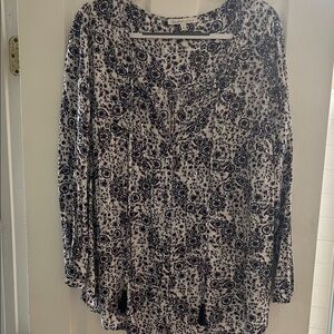 Daniel Rainn Blue and White Patterned Blouse, size 2X
